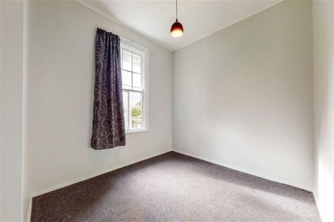 Photo of property in 22 Elizabeth Street, Moera, Lower Hutt, 5010