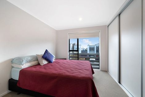 Photo of property in 5 Tuatua Road, Hobsonville, Auckland, 0616