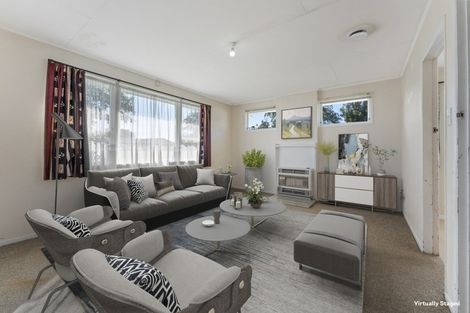 Photo of property in 15 Halswell Crescent, Westbrook, Palmerston North, 4412