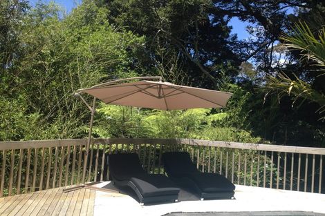 Photo of property in 17 Howard Road, Northcote, Auckland, 0627