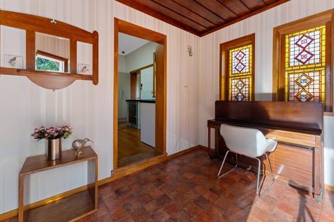 Photo of property in 1 Camp Street, Heretaunga, Upper Hutt, 5018