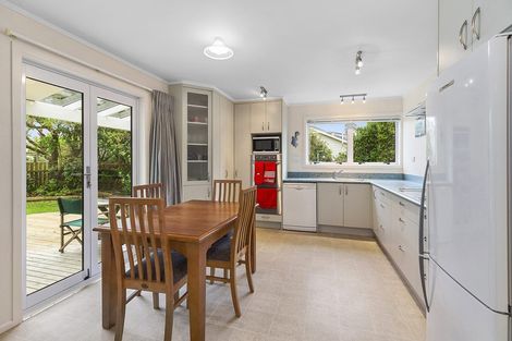 Photo of property in 72 Fraser Avenue, Johnsonville, Wellington, 6037