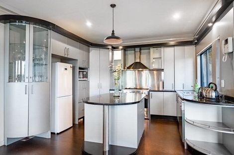 Photo of property in 97 Penguin Drive, Murrays Bay, Auckland, 0630