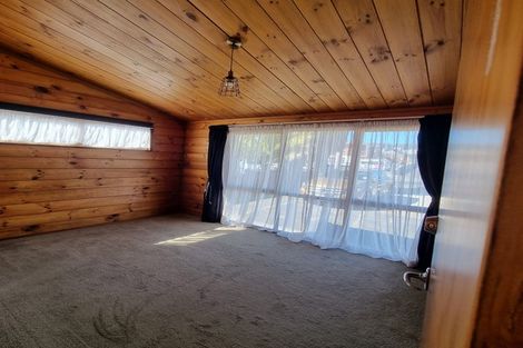 Photo of property in 9 Bendale Place, Papatoetoe, Auckland, 2025