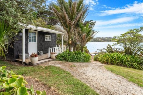 Photo of property in 9 Young Street, Mahurangi East, Warkworth, 0982