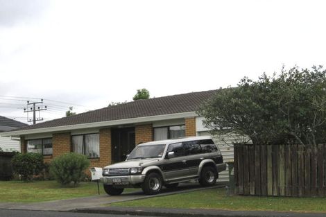 Photo of property in 2 Addison Drive, Glendene, Auckland, 0602