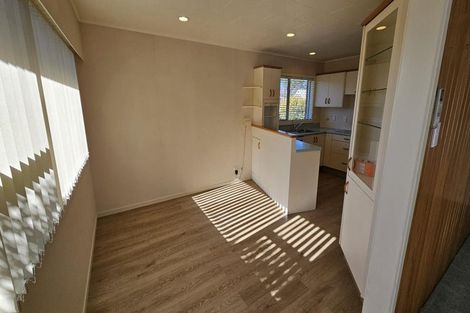 Photo of property in 14 Truby King Street, Merrilands, New Plymouth, 4312