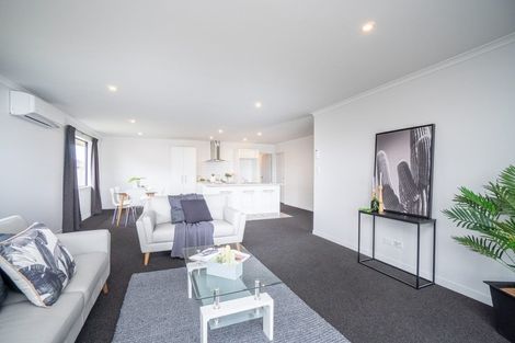 Photo of property in 21 Varsity Heights, Fitzherbert, Palmerston North, 4410