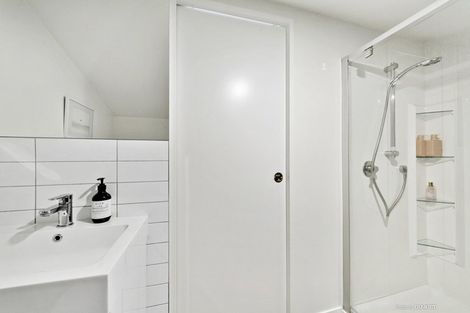 Photo of property in 7/2 Stone Street, Miramar, Wellington, 6022