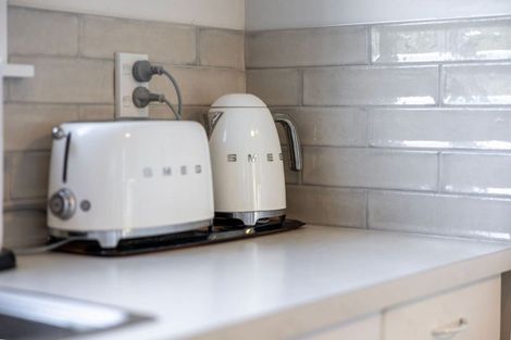 Photo of property in 2c Saint Leonard Street, Saint Johns Hill, Whanganui, 4501