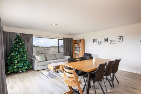 Photo of property in 31 Keene Drive, Bell Block, New Plymouth, 4312