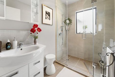 Photo of property in 25c Williams Street, Sunshine Bay, Queenstown, 9300