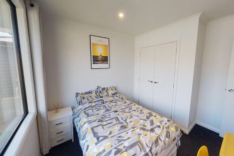 Photo of property in 8 Silicon Way, Fitzherbert, Palmerston North, 4410