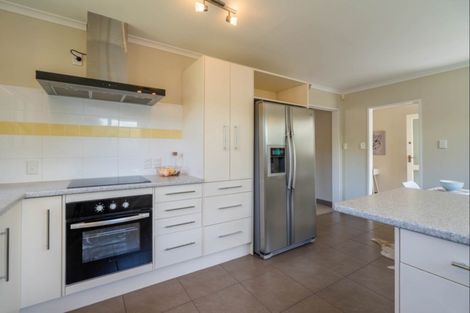 Photo of property in 95 Rimu Road, Raumati Beach, Paraparaumu, 5032