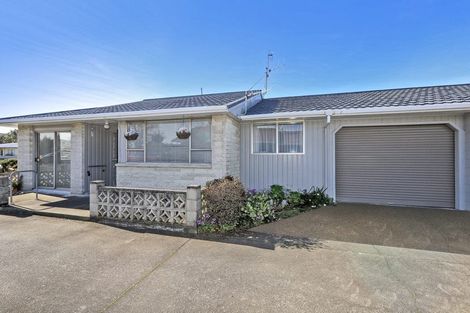 Photo of property in 2/112 Mcleod Street, Camberley, Hastings, 4120