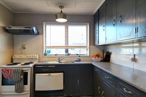 Photo of property in 68a Napier Road, Havelock North, 4130