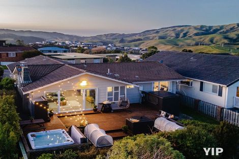 Photo of property in 37 Pope Street, Camborne, Porirua, 5026