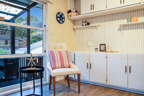 Photo of property in 2/7 Dakota Avenue, Beach Haven, Auckland, 0626