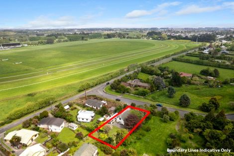 Photo of property in 62 Freemans Road, Otaki, 5512