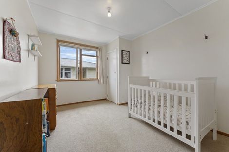 Photo of property in 76 Grey Street, Shannon, 4821