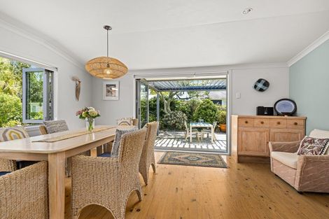 Photo of property in 27 Harbour View Road, Point Wells, Warkworth, 0986