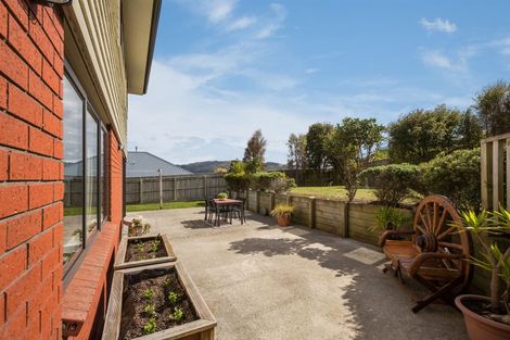 Photo of property in 78 Aotea Drive, Aotea, Porirua, 5024