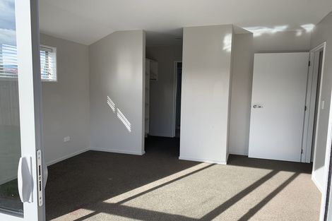 Photo of property in 17 Broadway Parade, Rolleston, 7615