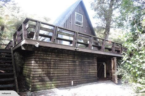 Photo of property in 45 Lake View Terrace, Moana, 7875