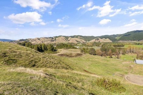 Photo of property in 84 Derham Road, Te Horo, Otaki, 5581