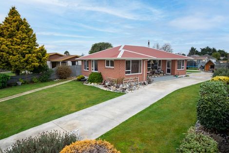 Photo of property in 17 Cam Road, Kaiapoi, 7630