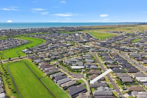 Photo of property in 48 Cupples Street, Papamoa Beach, Papamoa, 3118