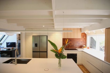 Photo of property in 67 Rosecamp Road, Beach Haven, Auckland, 0626