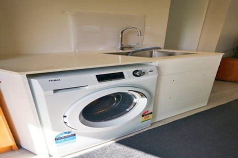 Photo of property in 9 Claresholm Place, Mangere Bridge, Auckland, 2022