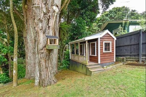Photo of property in 46 Kingsclere Place, Goodwood Heights, Auckland, 2105