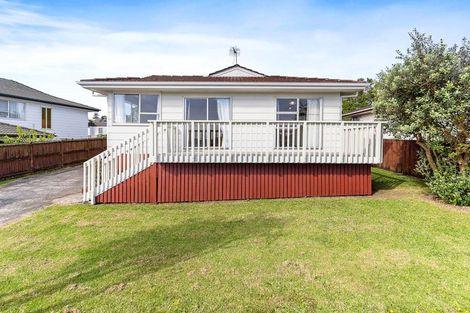 Photo of property in 110 Aviemore Drive, Highland Park, Auckland, 2010