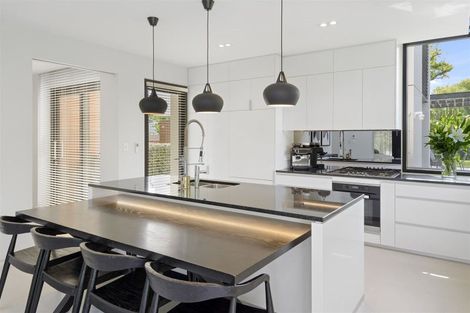 Photo of property in 140 Glandovey Road, Strowan, Christchurch, 8052