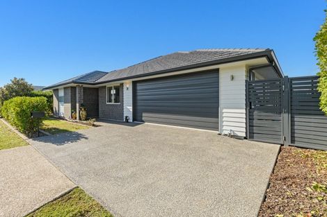 Photo of property in 4 Taffe Crescent, Pyes Pa, Tauranga, 3112