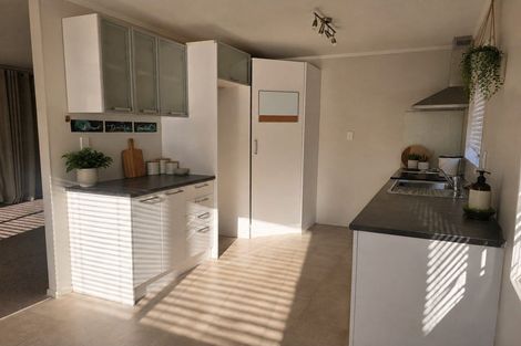 Photo of property in 2/141 Finlayson Avenue, Clendon Park, Auckland, 2103