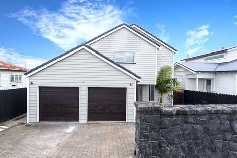 Photo of property in 14a Jasper Avenue, Mount Roskill, Auckland, 1041