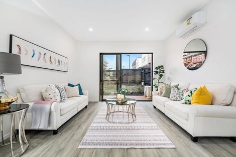 Photo of property in 12 Papatahi Lane, Flat Bush, Auckland, 2019