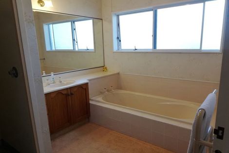 Photo of property in 4 Acacia Court, Mount Maunganui, 3116