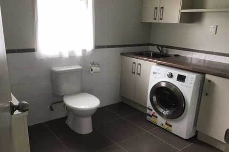 Photo of property in 114 Porchester Road, Papakura, 2110