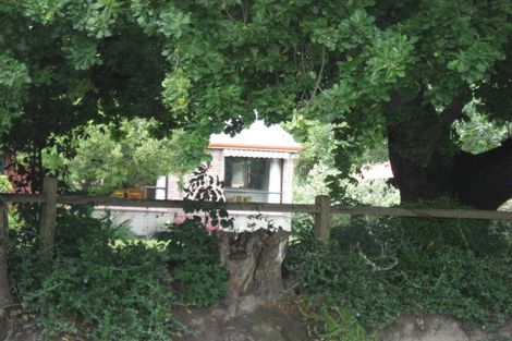 Photo of property in 150 Bridle Path Road, Heathcote Valley, Christchurch, 8022