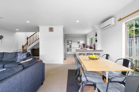 Photo of property in 5a Williams Street, Cambridge, 3434