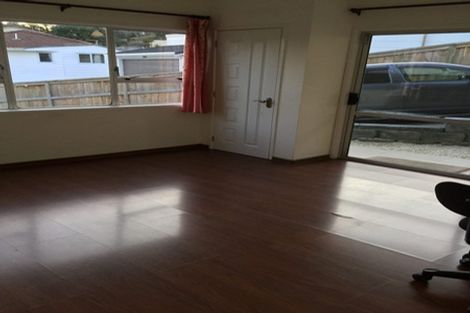 Photo of property in 31 Sequoia Place, Sunnynook, Auckland, 0620