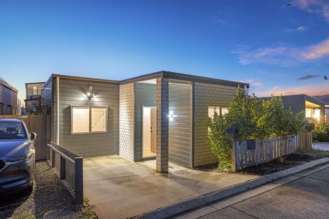 Photo of property in 9 Heri Lane, Westgate, Auckland, 0814