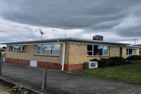 Photo of property in 6 Garden Terrace, Pukekohe, 2120