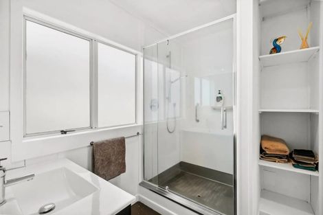 Photo of property in 4 Shearer Drive, Oakura, 4314