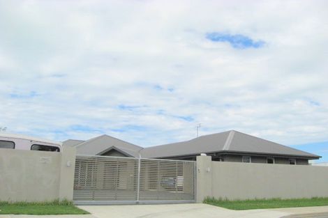 Photo of property in 2b Stopforth Street, Woodend, 7610