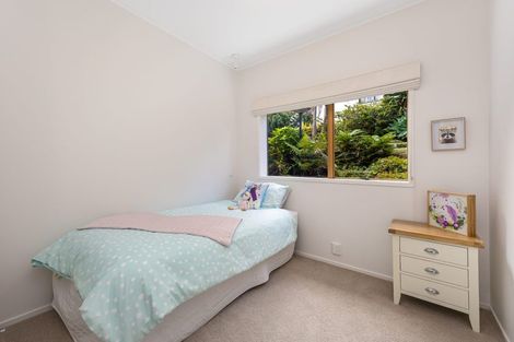 Photo of property in 23 King Richard Place, Browns Bay, Auckland, 0630